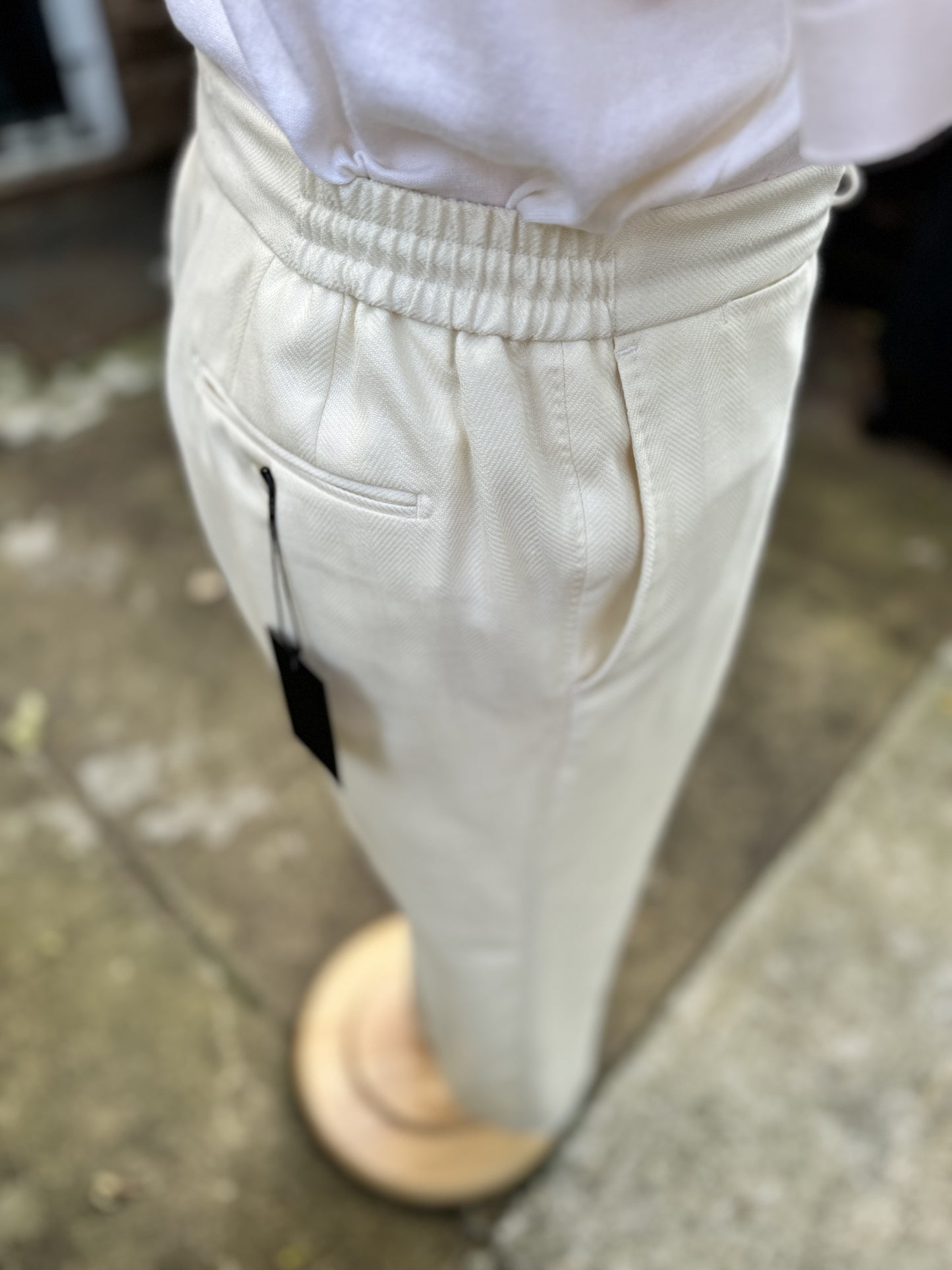 VANILLA SAFARI DRAWSTRING TROUSER